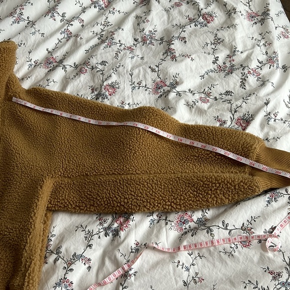 Fleece jacket - Picture 8 of 9